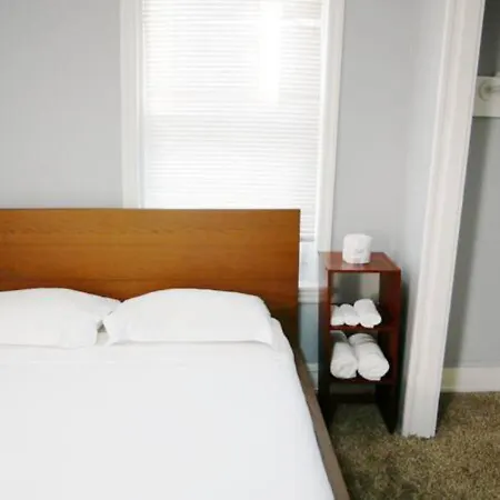 Clover 2900 - Apartment And Rooms With Private Bathroom Near Washington Ave South Philly Philadelphia Exterior photo