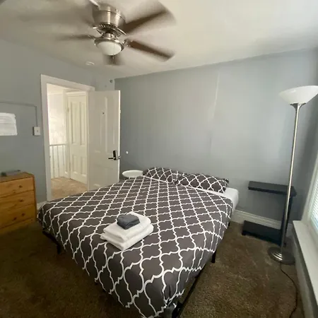 Clover 2900 - Apartment And Rooms With Private Bathroom Near Washington Ave South Philly Philadelphia Exterior photo