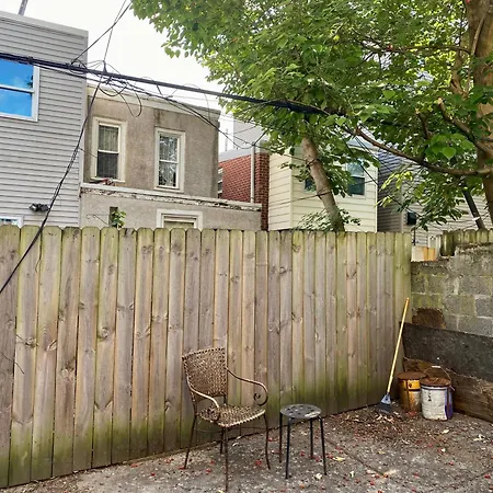 Clover 2900 - Apartment And Rooms With Private Bathroom Near Washington Ave South Philly Philadelphia Exterior photo