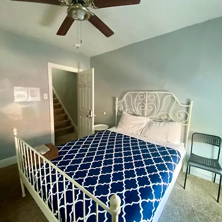 Clover 2900 - Apartment And Rooms With Private Bathroom Near Washington Ave South Philly Philadelphia Exterior photo