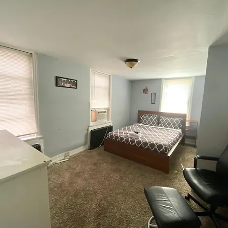 Clover 2900 - Apartment And Rooms With Private Bathroom Near Washington Ave South Philly Philadelphia Exterior photo