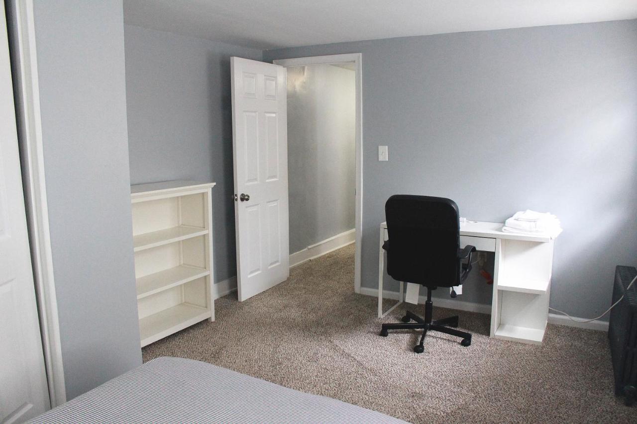Clover 2900 - And With Private Bathroom Near Washington Ave South Philly * Philadelphia