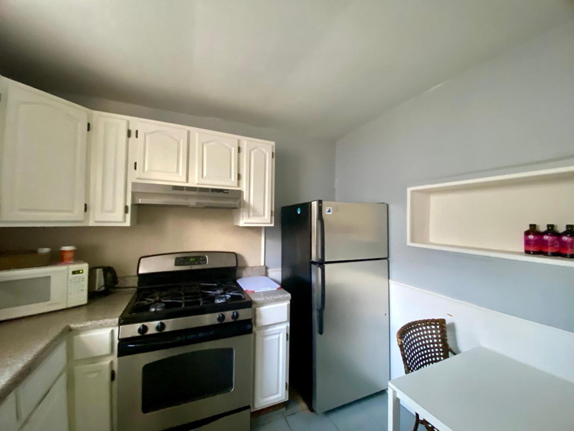 Clover 2900 - And With Private Bathroom Near Washington Ave South Philly Philadelphie