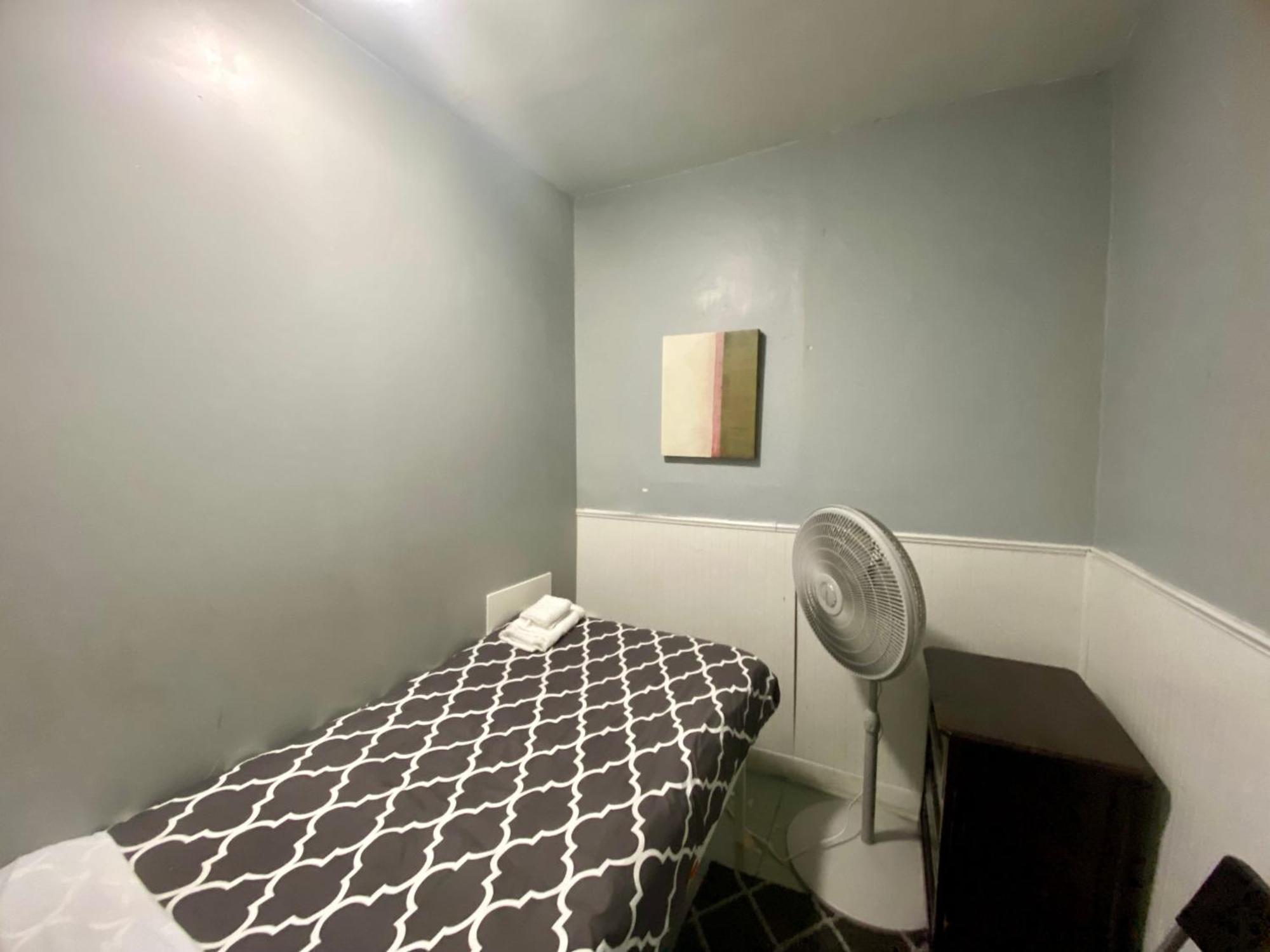 Clover 2900 - And With Private Bathroom Near Washington Ave South Philly Appartement Philadelphie